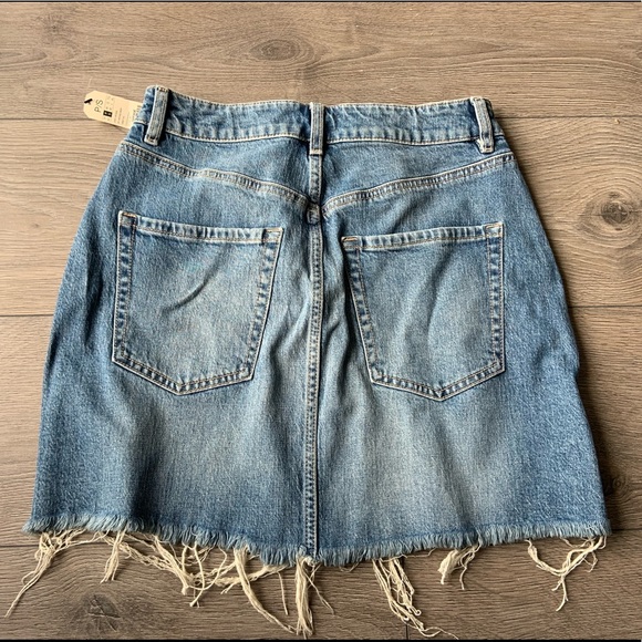 NEW Garage Distressed Denim Skirt - Picture 2 of 3